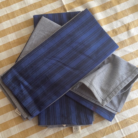 2 pc Set of Levi’s x Target Kitchen Towels - Picture 4 of 5